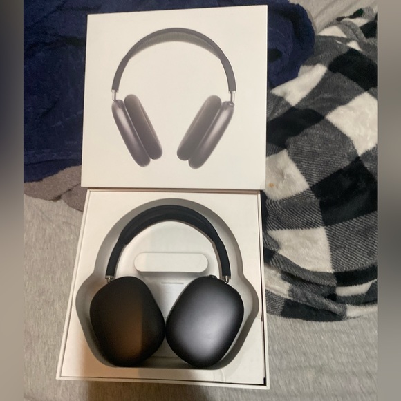 AirPod max